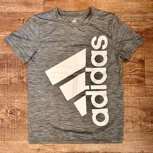 NWOT Adidas Short Sleeve Dri-Fit T-Shirt Size M 10/12